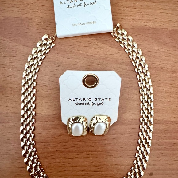 Altar’d State 18K Gold Plated Necklace & Earrings Set NWT - TREAT YOURSELF!!! - Picture 2 of 7